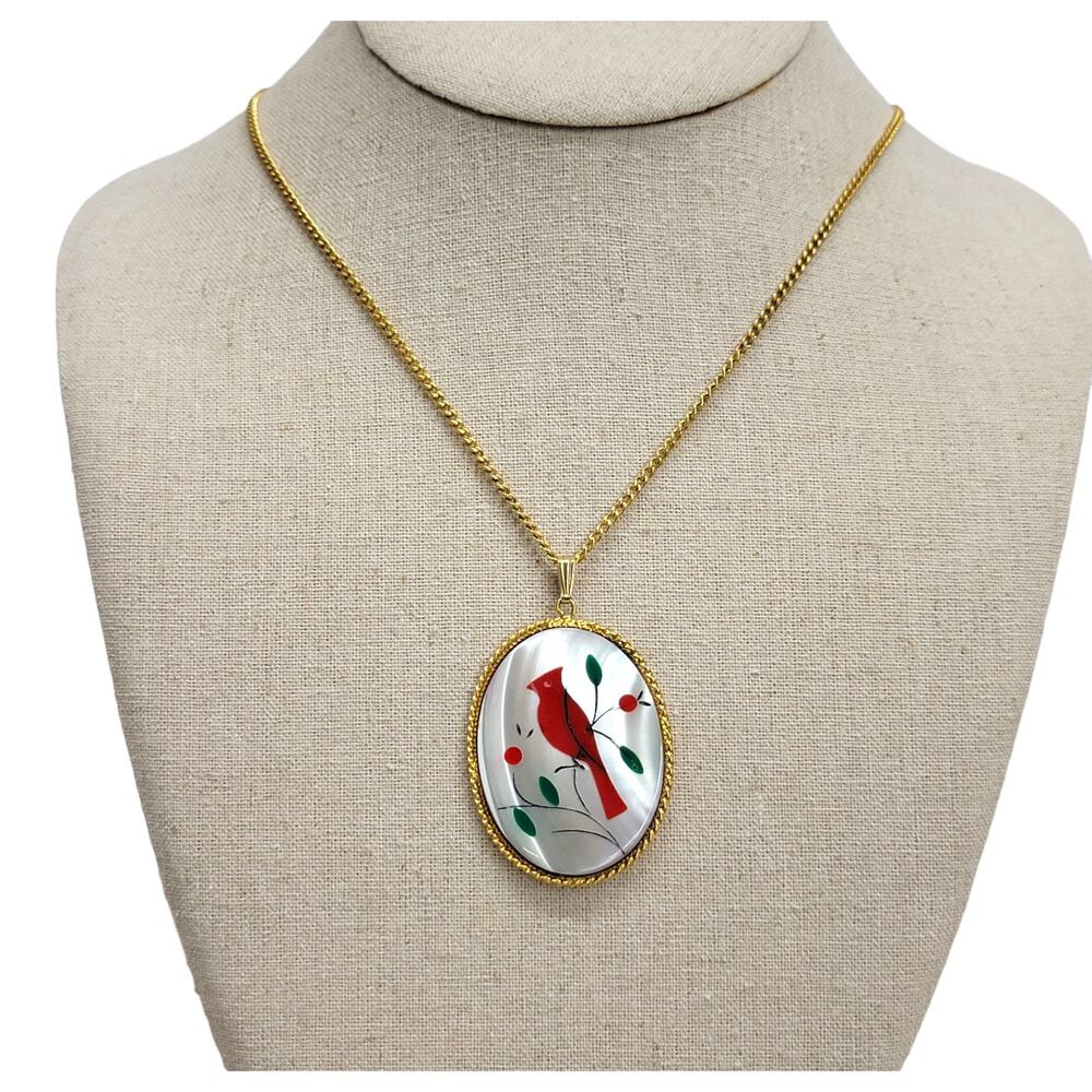 Vintage Mother of Pearl Cardinal Pendant Necklace Gold Tone Red Bird Oval